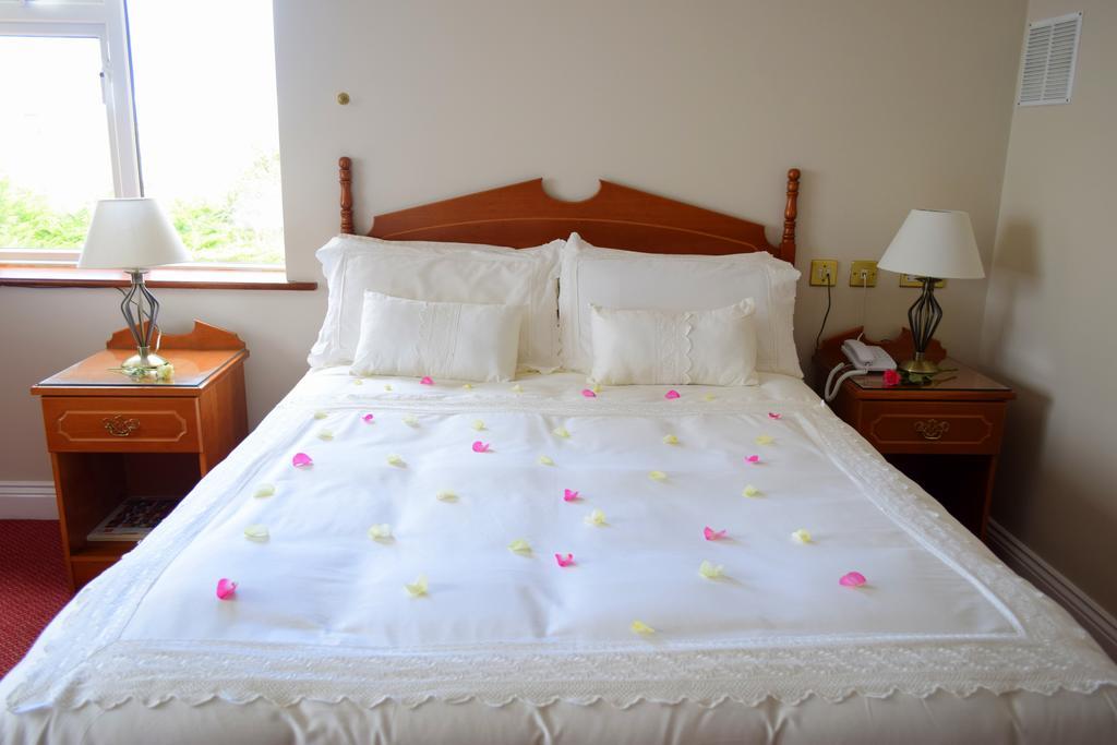Rhu Glenn Hotel
